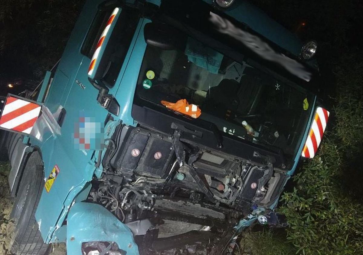 У лобовій аварії з вантажівкою загинули водій та пасажирка легковика з Рівненщини