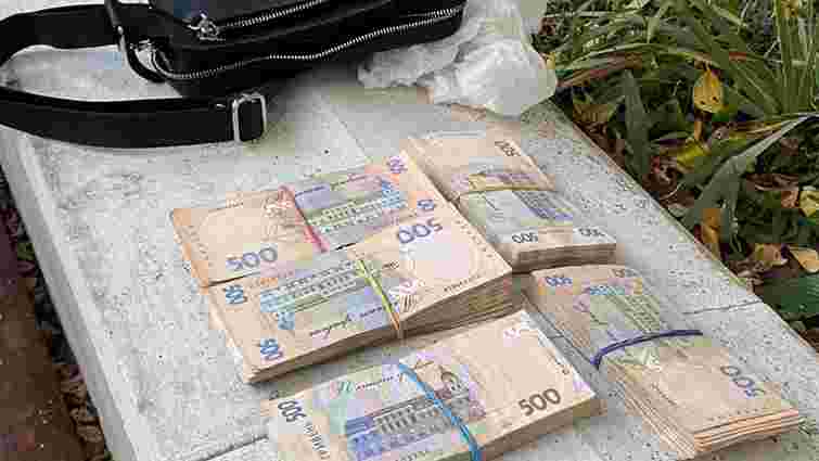 СБУ викрила масштабну схему при реєстрації техніки українськими аграріями - ZAXID.NET