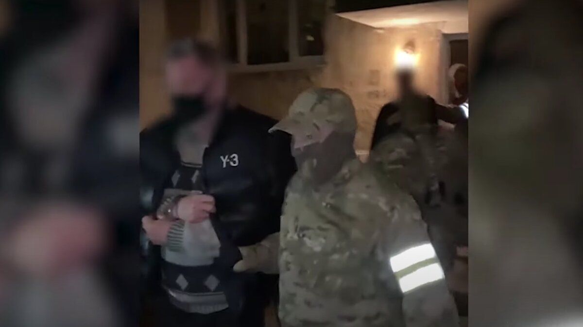 У Чернівцях судитимуть двох пенсіонерів за розбещення неповнолітніх