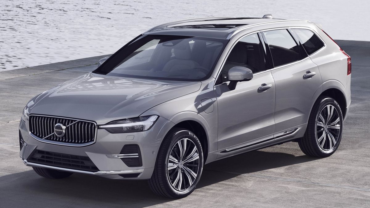 Шість гібридних моделей Volvo Recharge стали потужнішими та екологічнішими