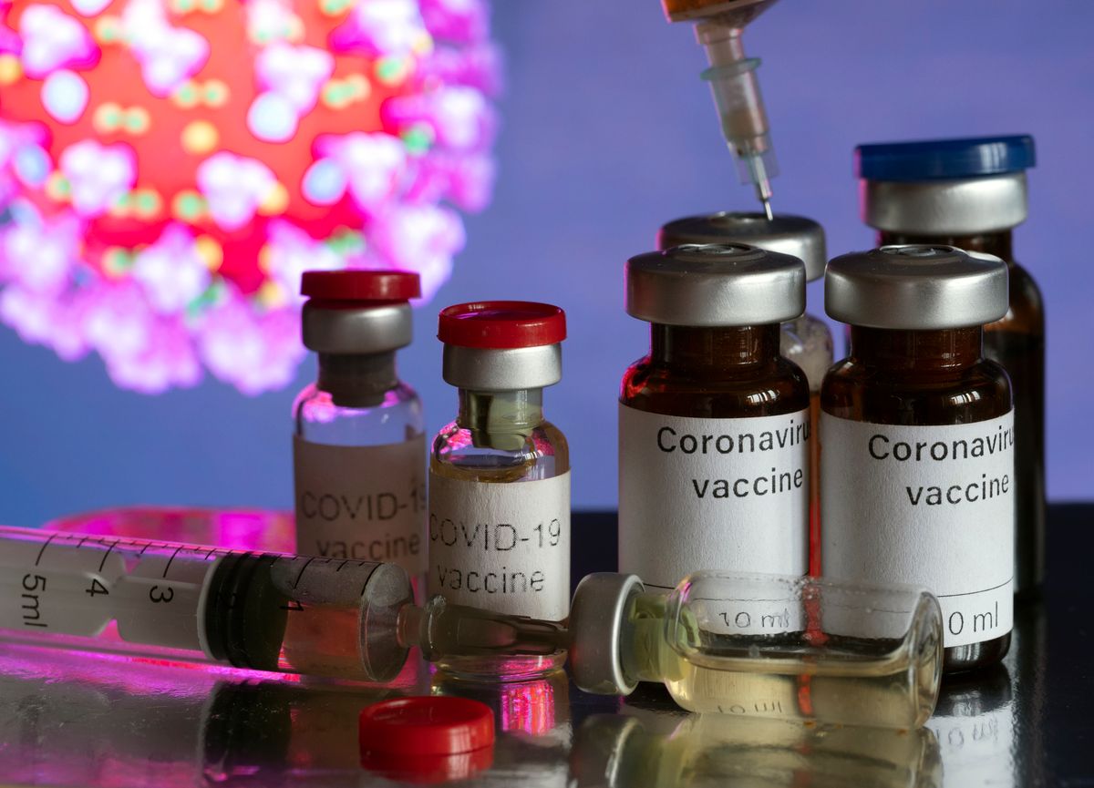 Російський шпигун украв формулу COVID-вакцини від AstraZeneca, – ЗМІ