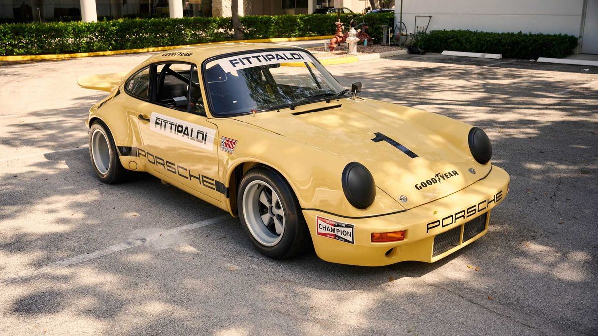Porsche 911 RSR Пабло Ескобара виставили на продаж