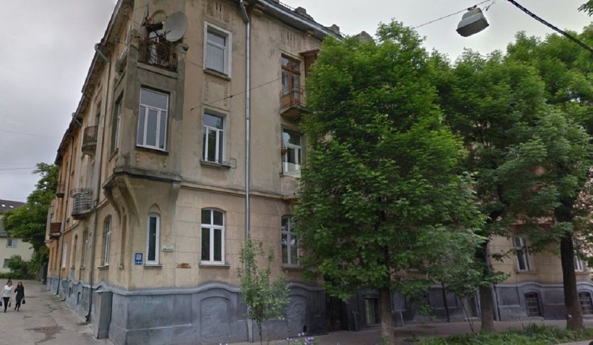 Подружжя львівських пенсіонерів знайшли мертвими у власній квартирі