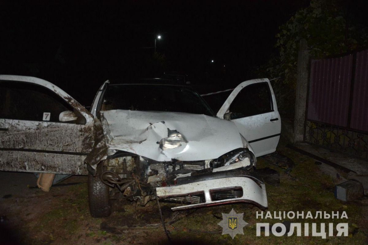 У нічній ДТП з п’яним водієм на Закарпатті загинула 17-річна дівчина