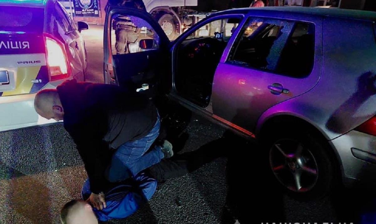 Двоє львів'ян від імені поліції вимагали гроші у мешканців Івано-Франківська
