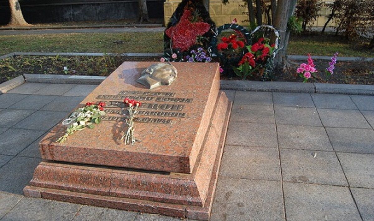 Мерія Львова знову не дозволила ексгумацію решток Кузнєцова