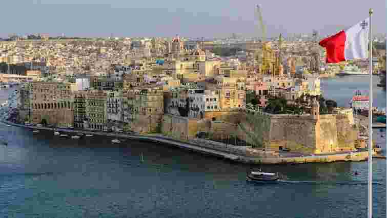 Мальта тимчасово заборонила в'їзд всім українським туристам