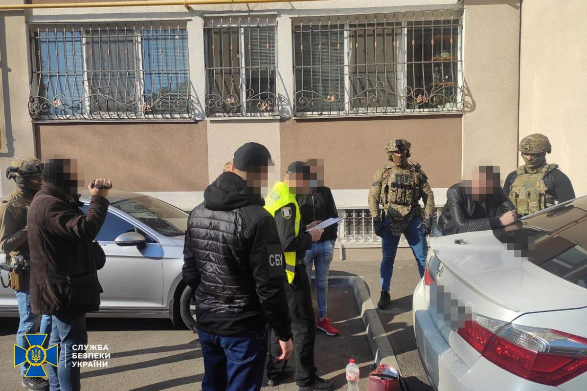 СБУ заявила про нейтралізацію великої банди, яку координували іноземці
