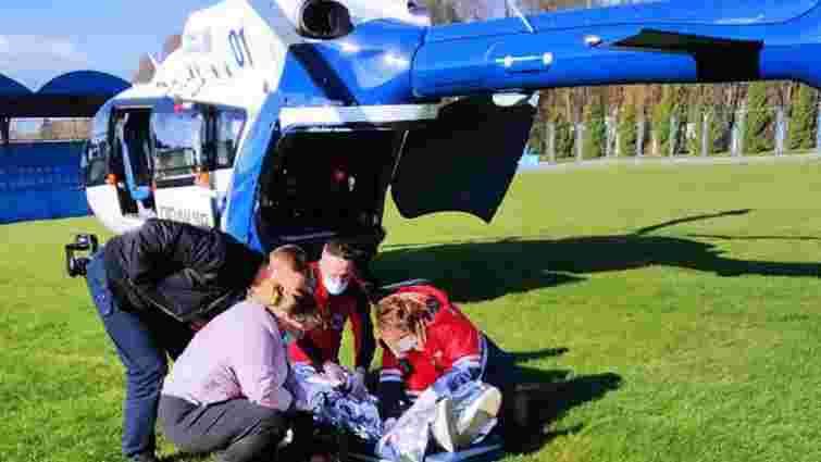 15-річного підлітка з інсультом доправили до львівської лікарні гелікоптером