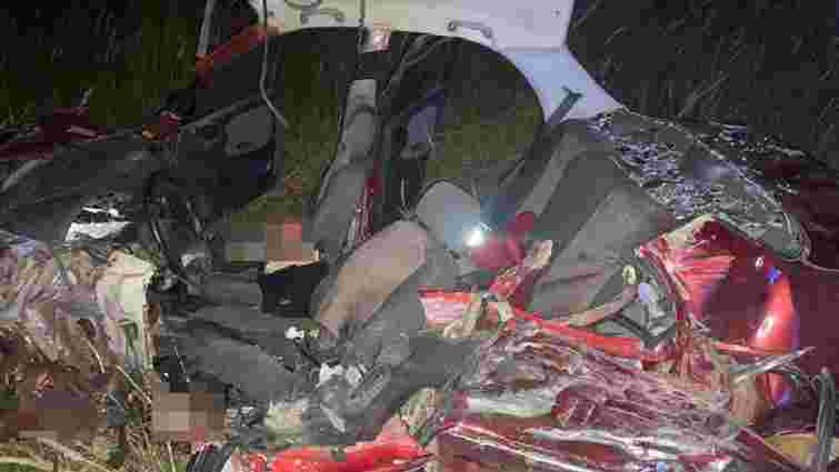 У лобовому зіткненні з КамАЗом біля Ковеля загинув 26-річний водій