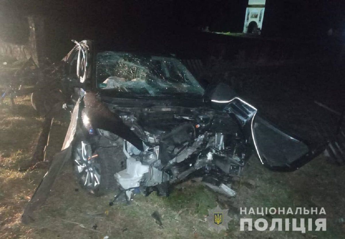 Внаслідок перекидання авто на Волині загинула 17-річна дівчина