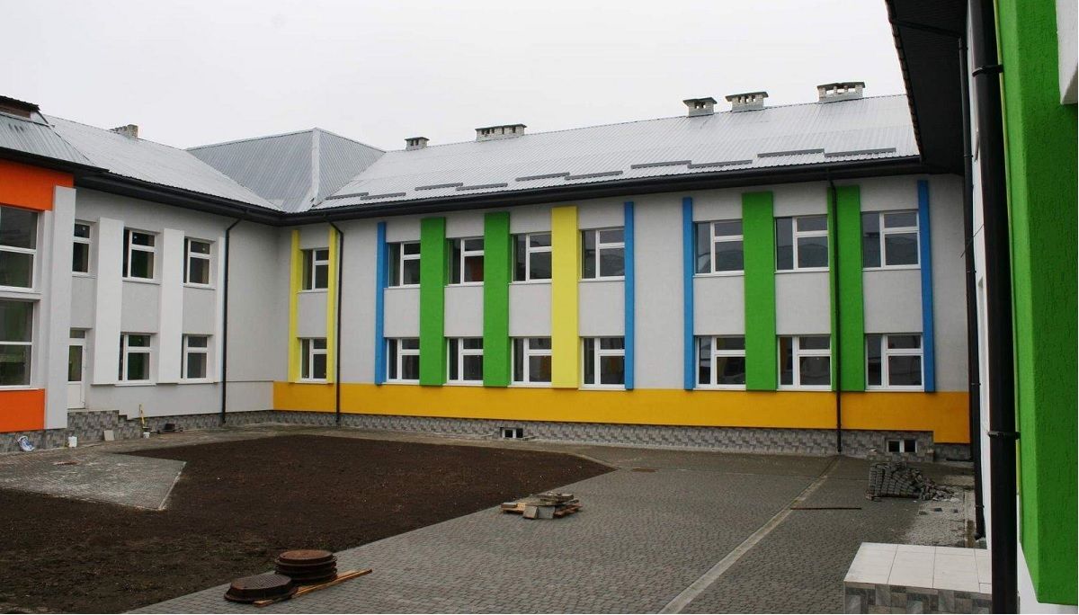 До кінця року у Гніздичеві завершать будівництво школи на 423 учні