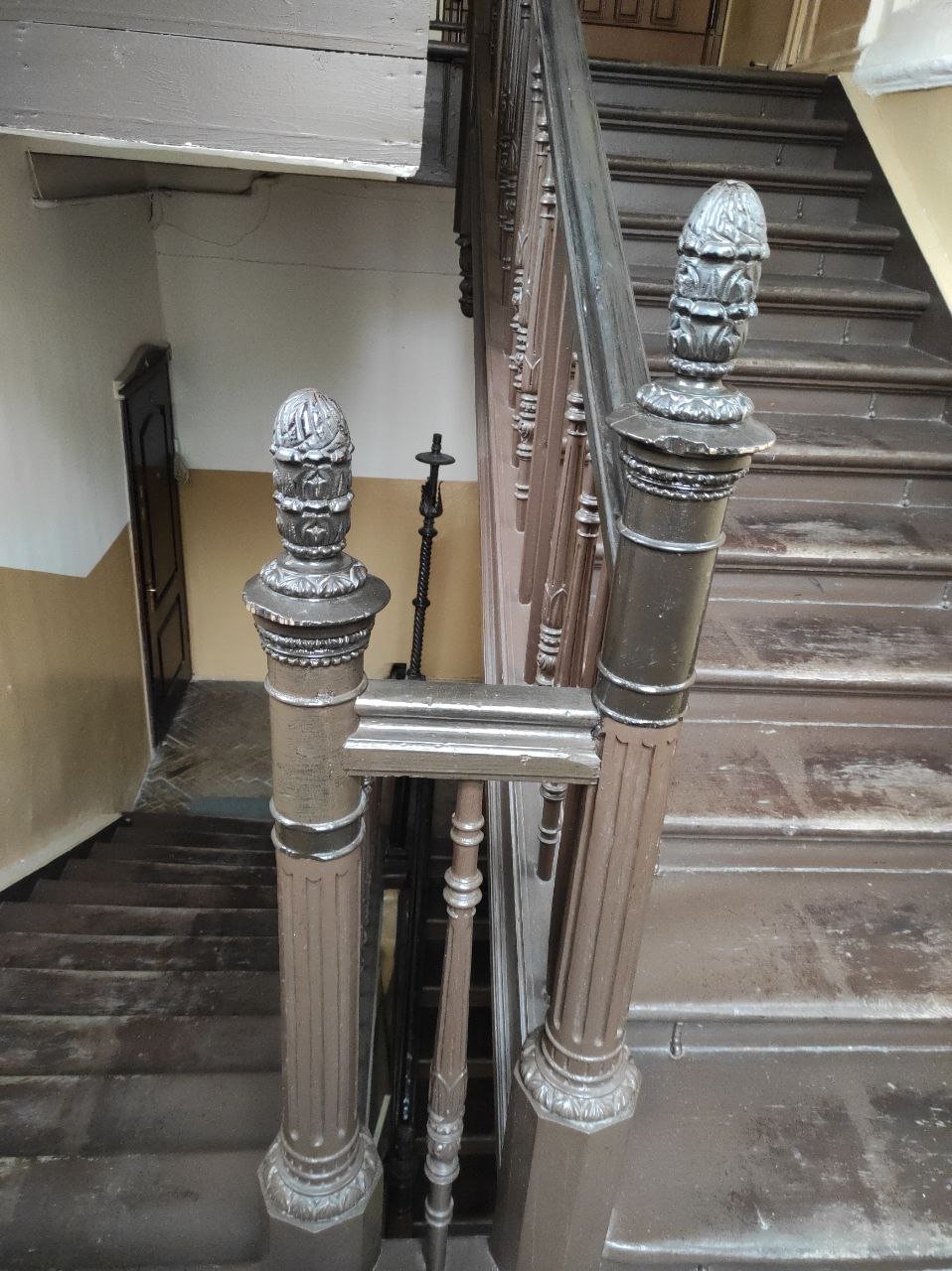 Всередині вілли Цетнерів