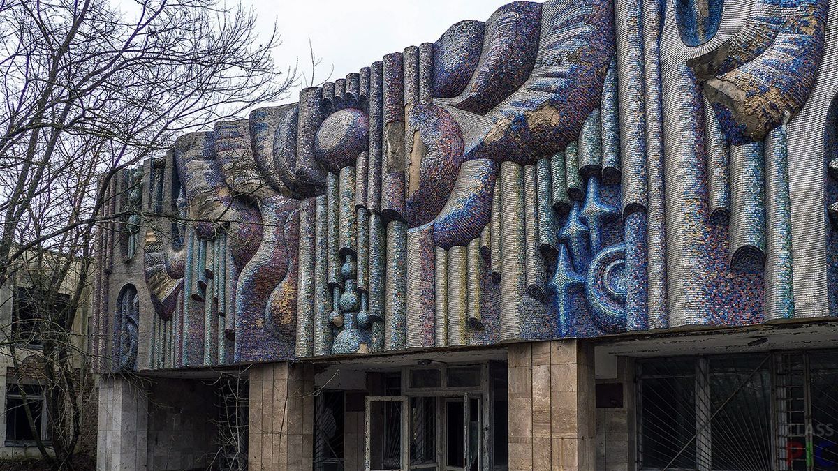«Мозаїки Прип’яті унікальні, але вони руйнуються»