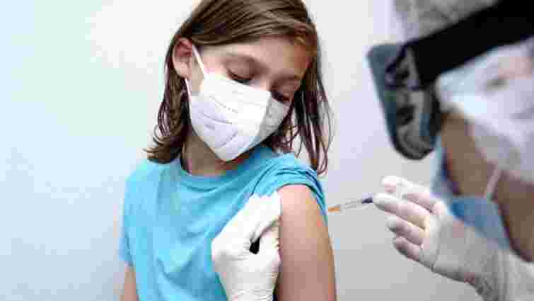США схвалили використання вакцини Pfizer для дітей від 5 років
