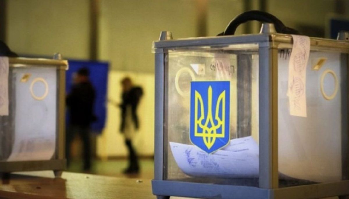 На Херсонщині та Черкащині обирають депутатів до ВРУ, а у Харкові – мера