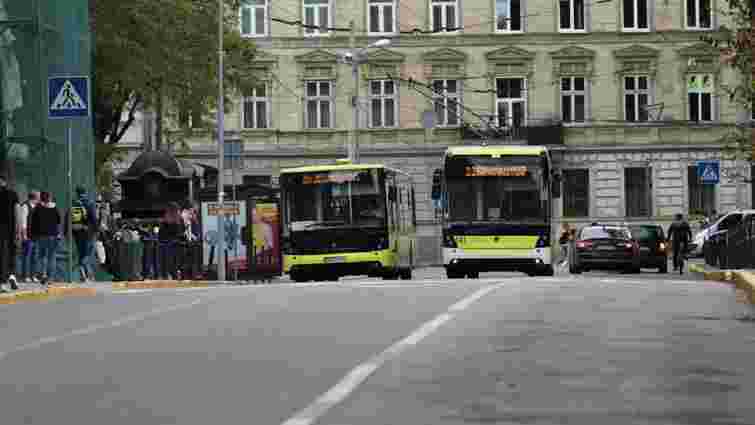 Роботу усіх львівських тролейбусних маршрутів сьогодні буде скорочено