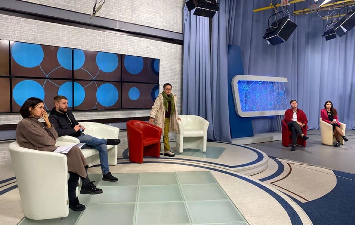 Львівські телеканали організували спільний ефір на підтримку вакцинації