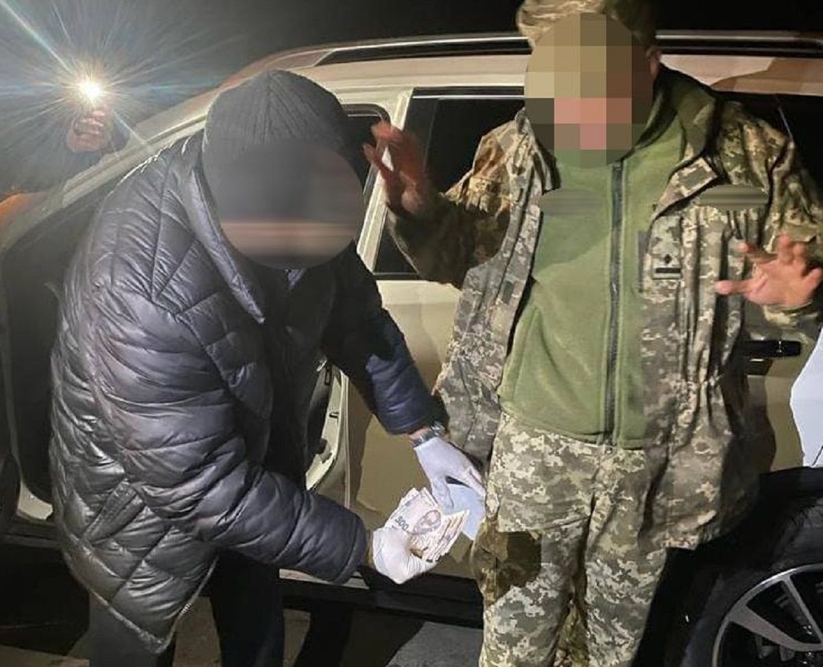 Військового з Волині затримали на хабарі 10,5 тис. грн