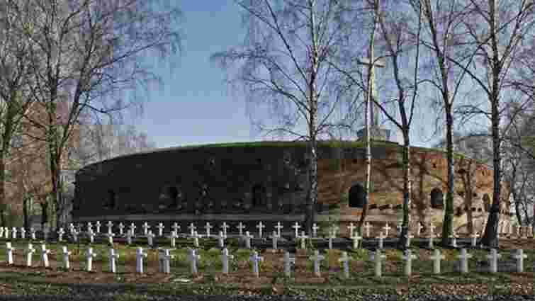 Поляки вирішили ексгумувати останки вояків УПА з цвинтаря у Замості