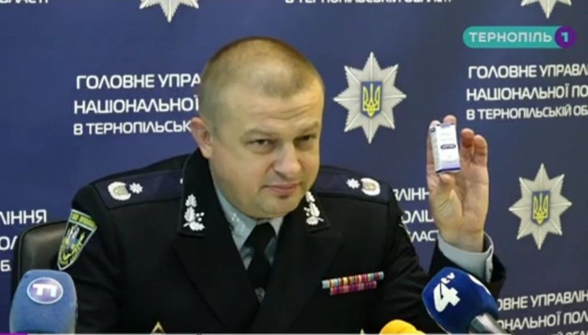 Поліція затримала грабіжників, які підмішували в алкоголь очні краплі