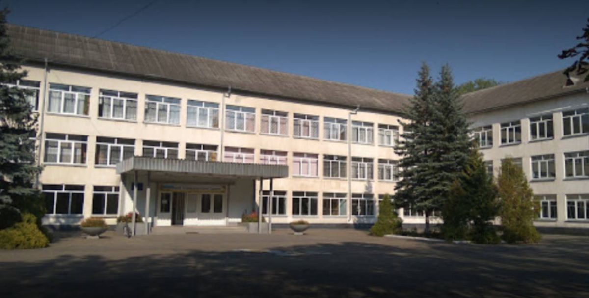 У франківських школах до роботи не допустили 48 невакцинованих вчителів
