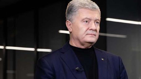 Петро Порошенко оголосив про продаж своїх телеканалів