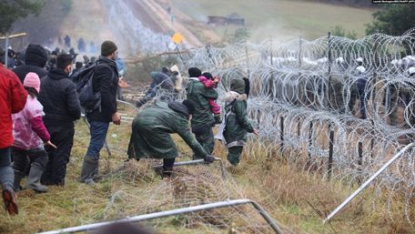 ЄС посилив візовий режим для білоруських чиновників через міграційну кризу