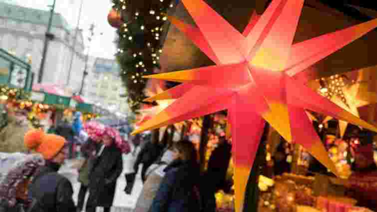 Різдвяний ярмарок у Гамбурзі розділять на зони для щеплених і нещеплених