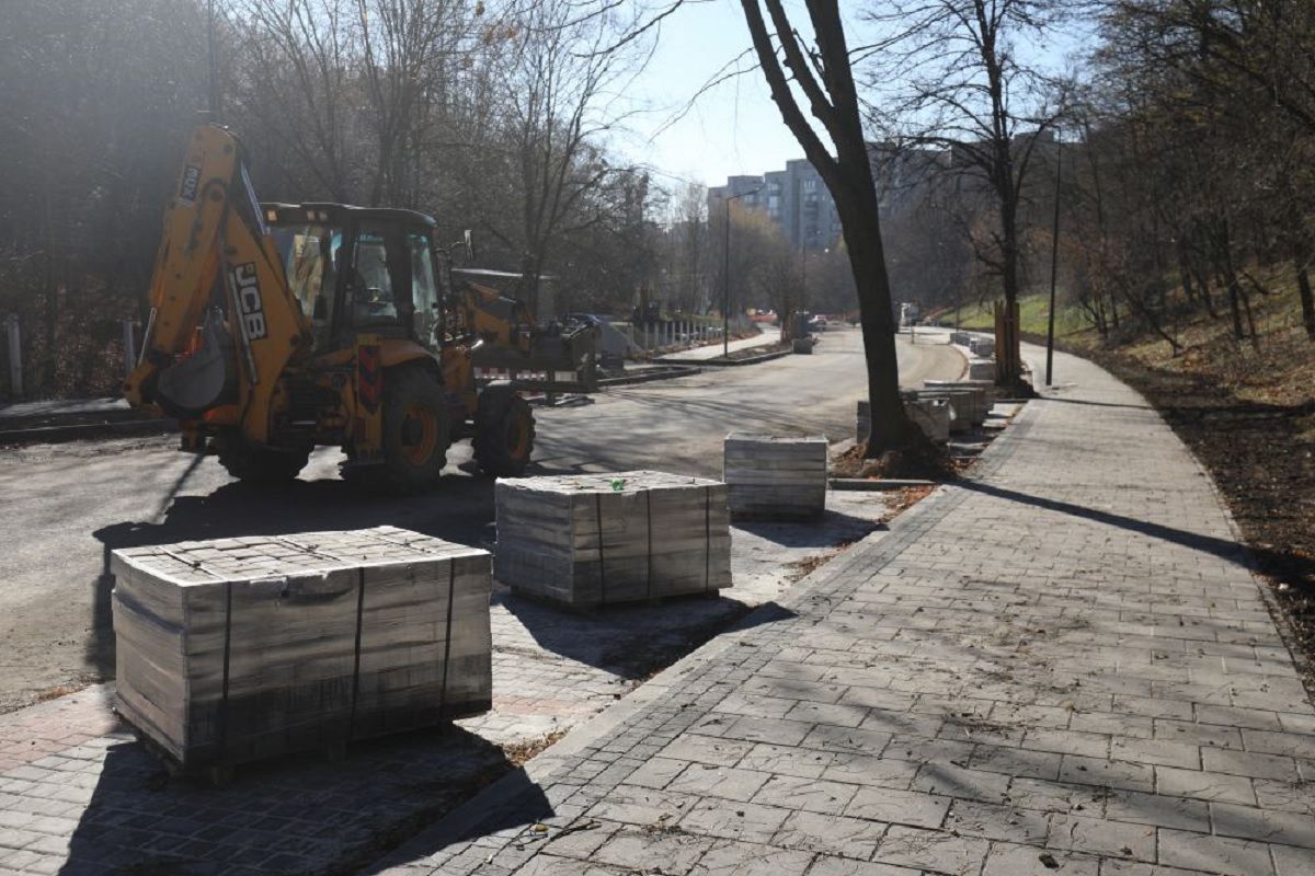 На ремонт закривають останню ділянку вул. Пилипа Орлика