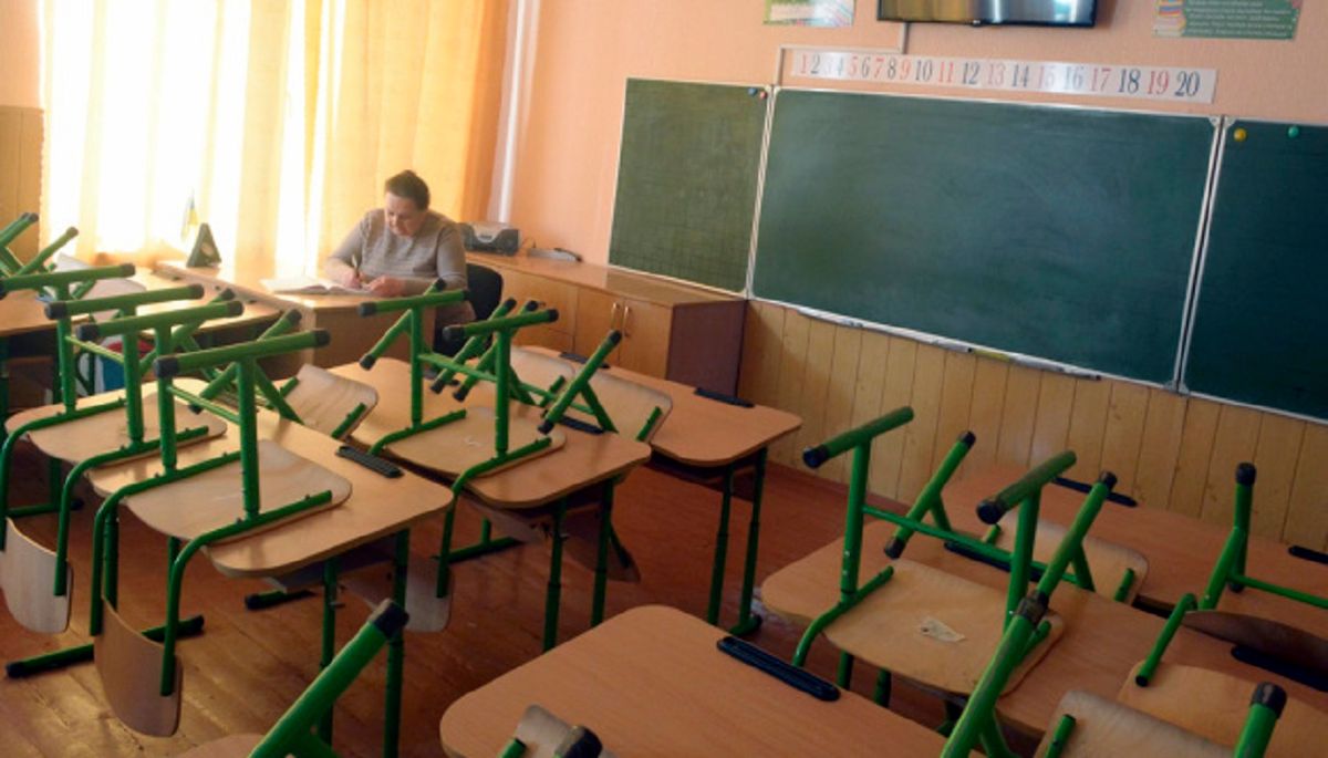 Після відсторонення невакцинованих вчителів школи мають працювати, – Шмигаль