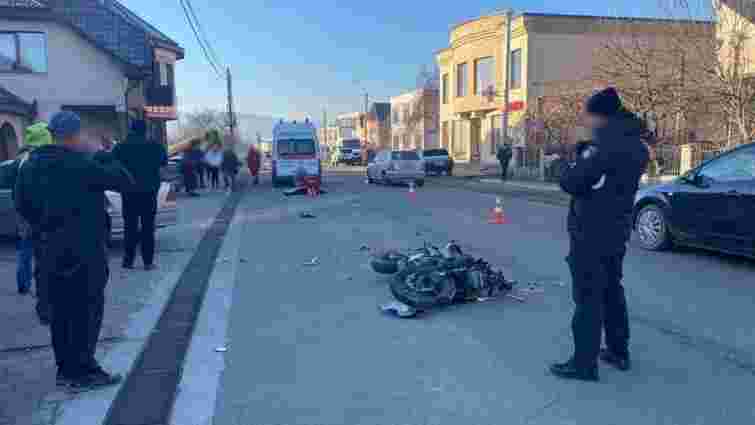 У ДТП із Mercedes на Закарпатті загинула 16-річна пасажирка мотоцикла