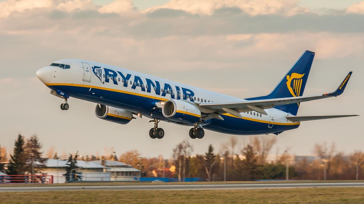 Лоукостер Ryanair відкриває новий авіарейс Львів-Братислава