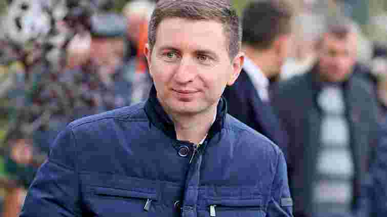 Who is Mr. Стахів? Who is Mr. Стахів?