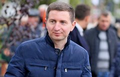 Who is Mr. Стахів?