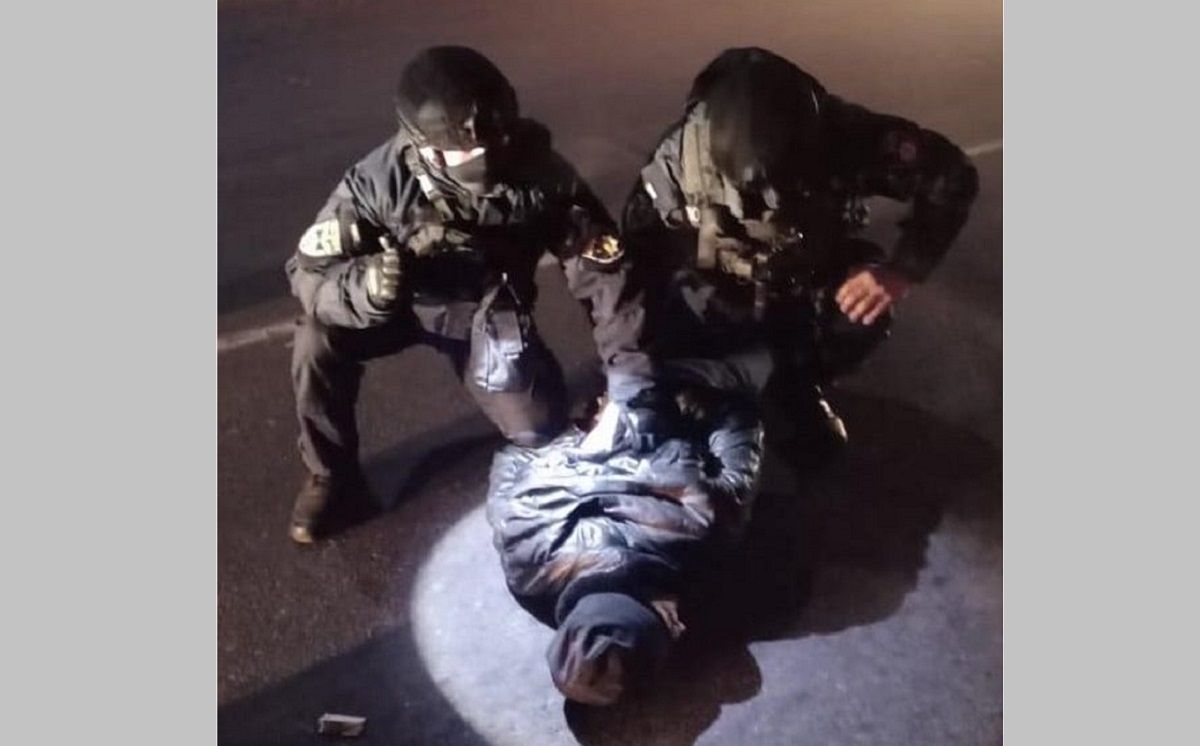 Поліція затримала рекетира, який погрожував  бізнесмену і його вагітній жінці у Червонограді