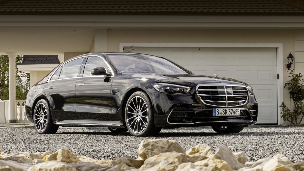 Гібридний Mercedes-Benz S-класу отримав повнопривідну версію
