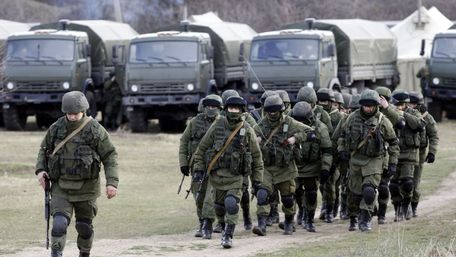 Розвідка попередила про пік накопичення російських військ біля України
