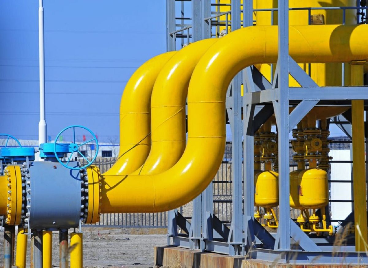 Угорщина продовжує отримувати більшу частину газу через Україну 