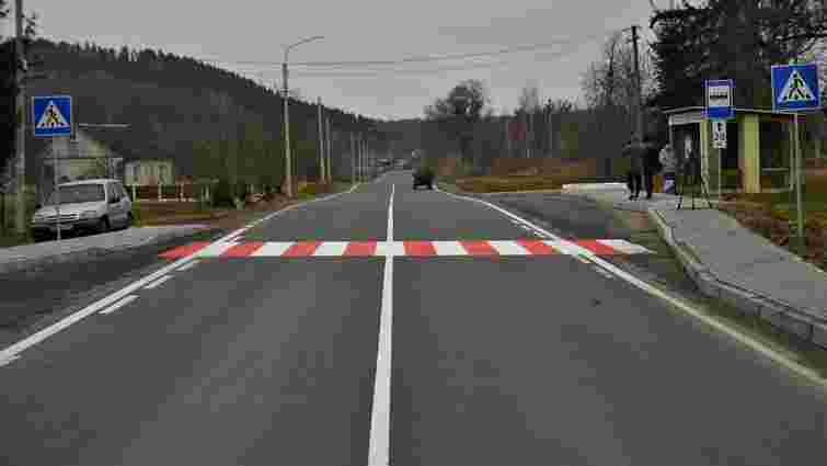 На Рівненщині завершили ремонт 13 км дороги між Рівним та Дубно