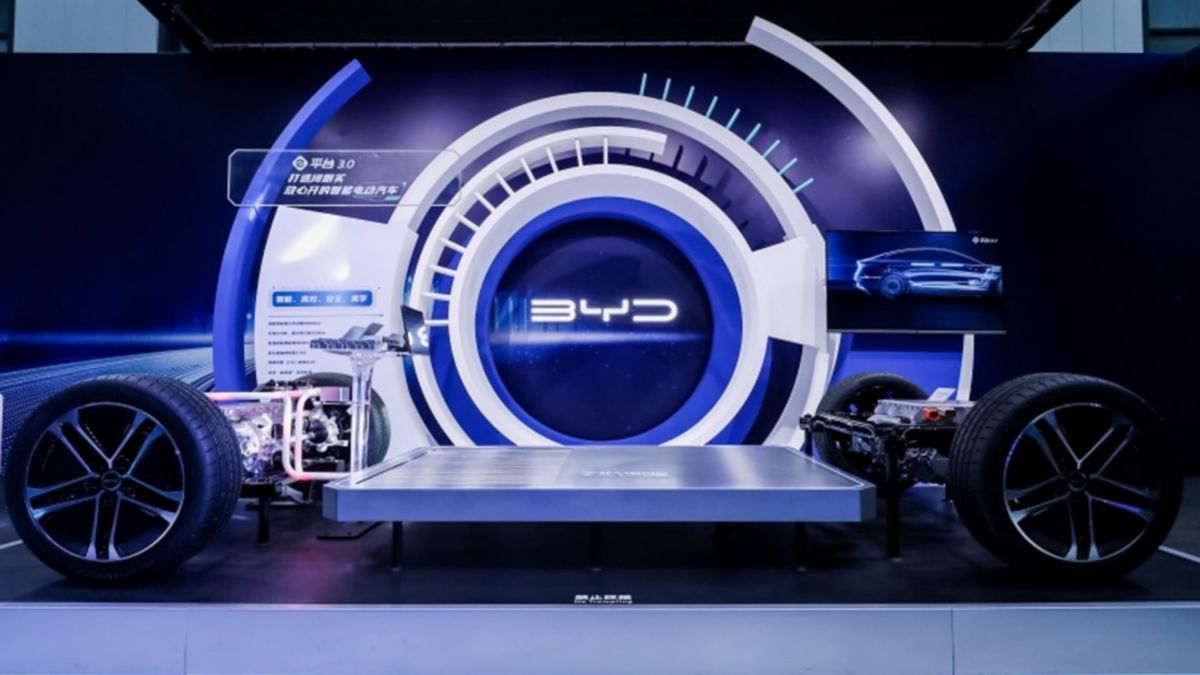Китайська BYD витіснила Volkswagen з трійки найдорожчих автовиробників світу