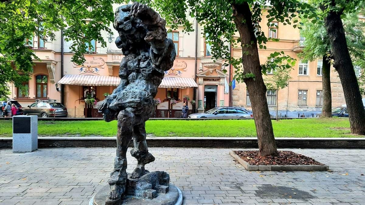 Мирослав Маринович звернувся до львівських депутатів щодо пам'ятника Моцарту