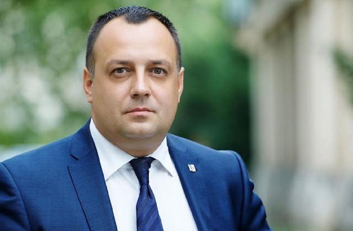 Новим головою Закарпатської обласної ради став Володимир Чубірко