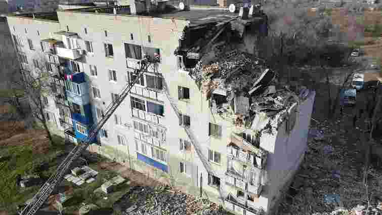 Внаслідок вибуху у п’ятиповерхівці Нової Одеси загинули двоє людей