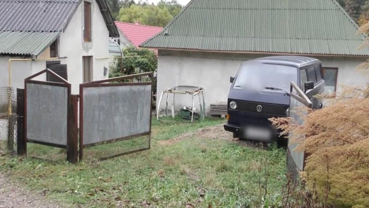 22-річного буковинця засудили на довічно за вбивство матері та 8-річної сестри