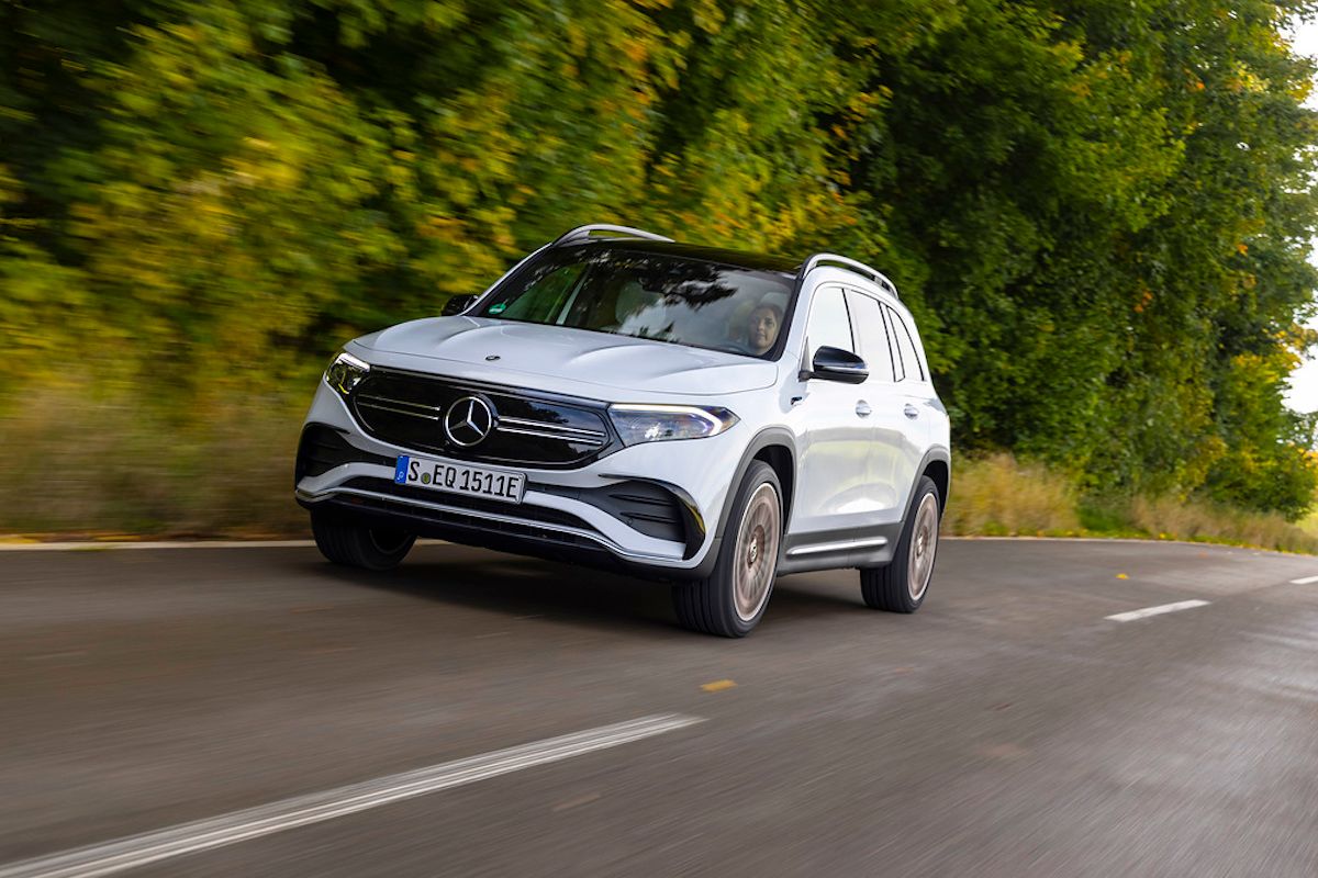 Дебют Mercedes-EQB: відомі характеристики і ціни