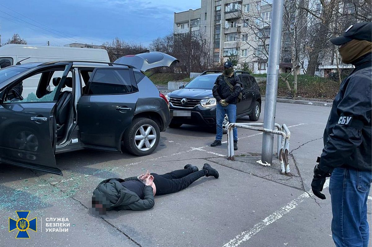 СБУ затримала у Львові злочинну групу за грабежі та наркобізнес в ЄС