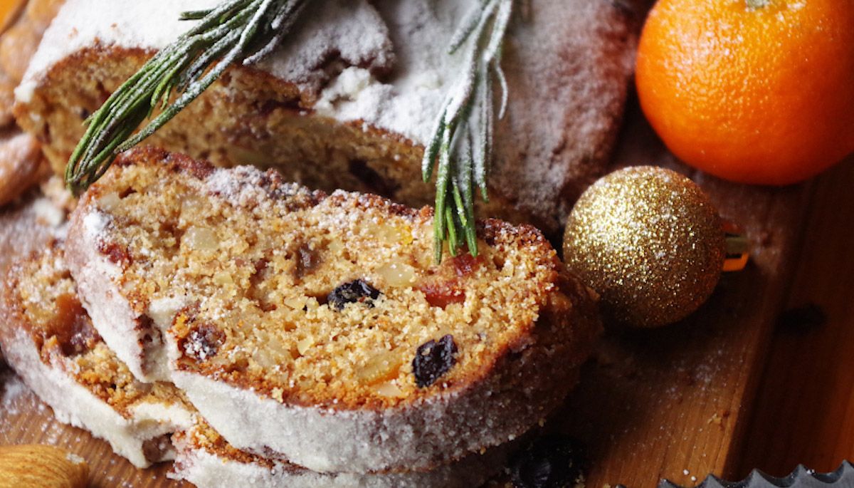 Мигдалево-сирний штолен для тих, хто не встиг (Quarkstollen). Рецепт дня