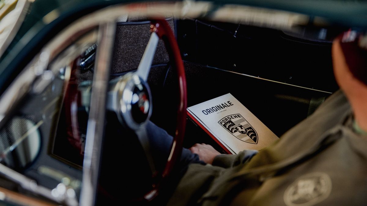Запчастини до класичних Porsche стали доступнішими