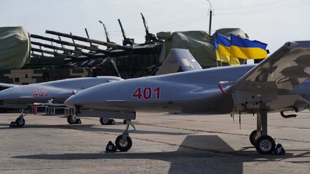 Голова Міноборони назвав причину застосування Bayraktar на Донбасі